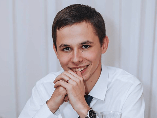 Антон Бахмат