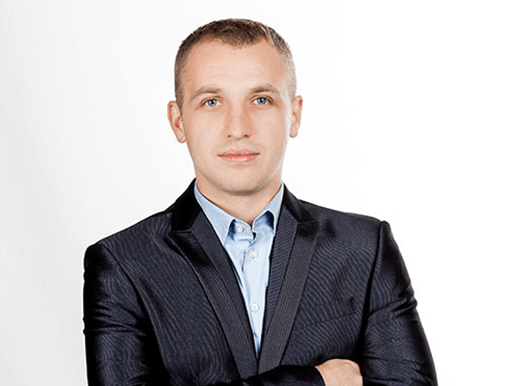 Антон Золотарёв